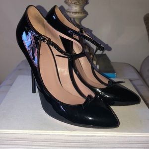 Gucci T-Strap Black Patent Heels, Sz. 39